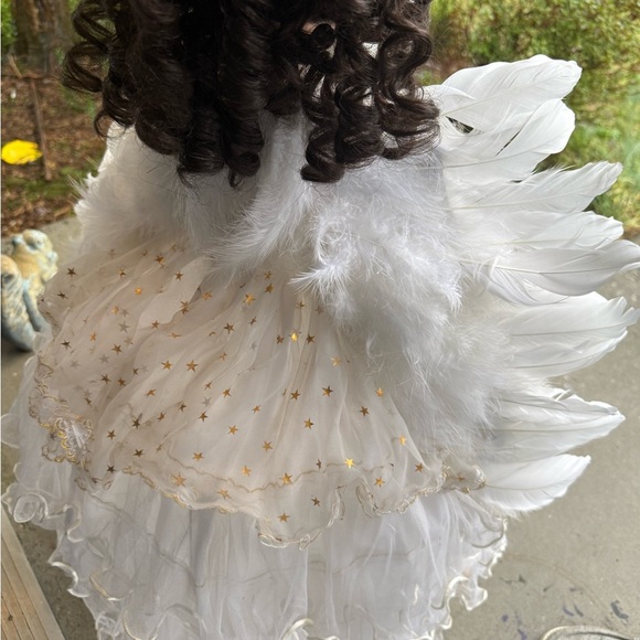 Hand Crafted White Angel Doll with Wings - Picture 5 of 7